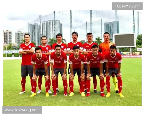 赛后分析:深圳足球队与南京足球队的比赛节奏与战术对比探讨 赛后分析:深圳足球队与南京足球队的比赛节奏与战术对比探讨