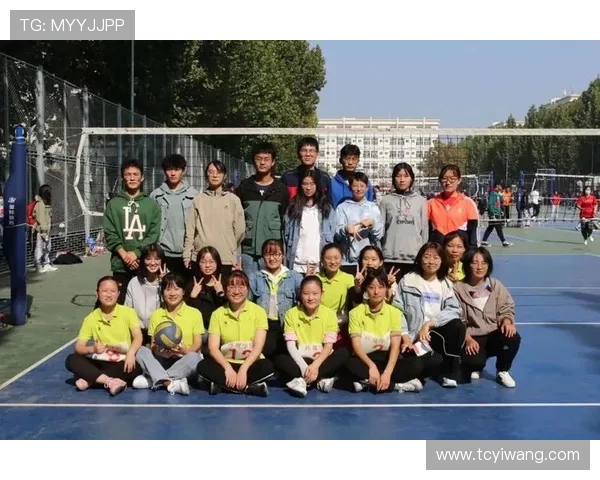 重庆排球队与深圳排球队个人能力赛后分析与对比探讨 重庆排球队与深圳排球队个人能力赛后分析与对比探讨