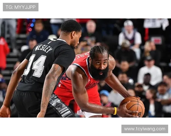 2014年2015年快船与马刺激战回顾两队巅峰对决的精彩瞬间与战术分析