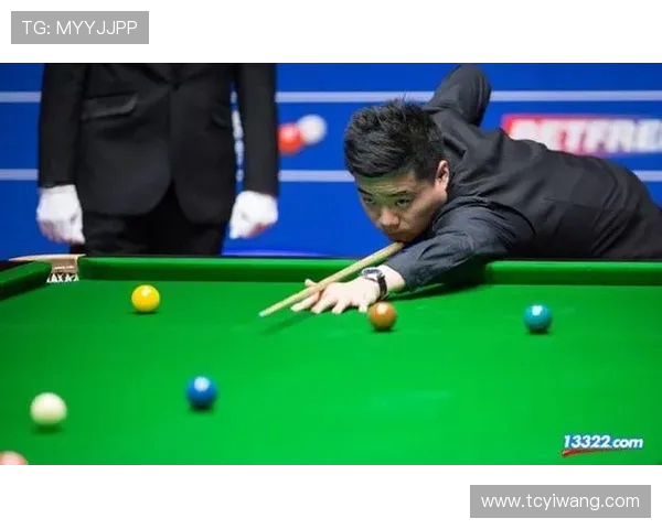 丁俊晖与梁文博在世锦赛的精彩对决引发的热议与期待