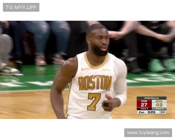 杰伦布朗如何在NBA赛场上展现领导力与全面技能的完美结合