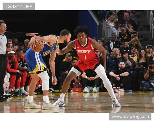 火箭队与勇士队精彩对决高清直播全程回放及赛后分析 火箭队与勇士队精彩对决高清直播全程回放及赛后分析