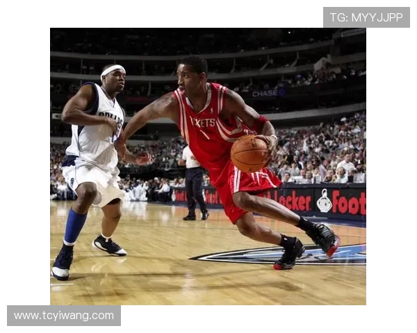 火箭与小牛激战16-17赛季精彩回顾与球员表现分析 火箭与小牛激战16-17赛季精彩回顾与球员表现分析