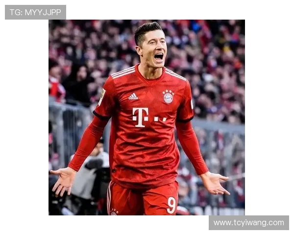 莱万领衔球队再创辉煌期待在新赛季中展现更强实力与团队默契